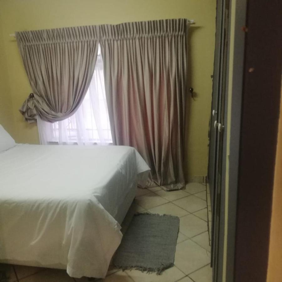 Mandulia Guest Houseネルスプロイト エクステリア 写真