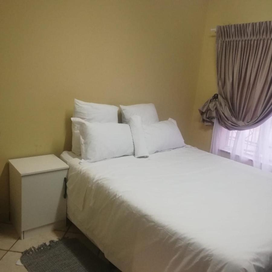 Mandulia Guest Houseネルスプロイト エクステリア 写真